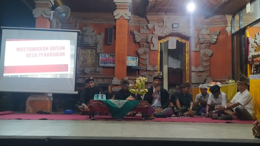 Sosialisasi Koperasi Merah Putih dan Pengelolaan Sampah Berbasis Sumber di Desa Penarukan