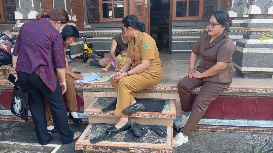 Kunjungan dan Penyuluhan Balita Risiko Tinggi di Penarukan Kelod